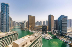 vayK - Bright Two Bedroom in Marina near Beach with Pool Access
